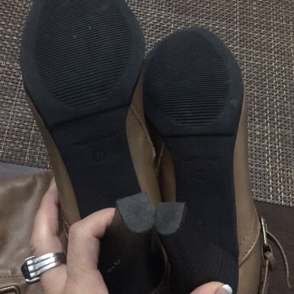 Shoes - Picture 6 of 6